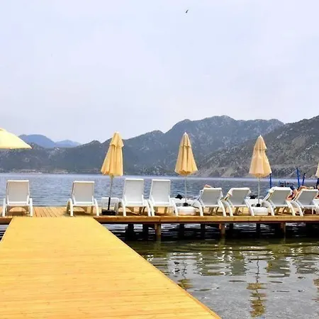 ホテル Fiska Butik 4*