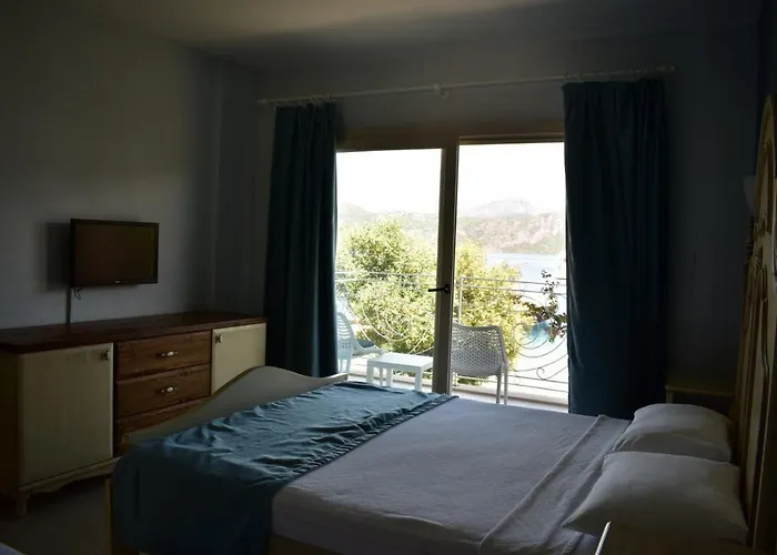 酒店 Fiska Butik 4*